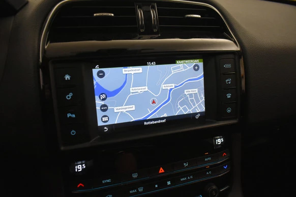 Jaguar F-PACE - Afbeelding 2 van 30