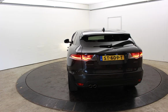 Jaguar F-PACE - Afbeelding 15 van 30