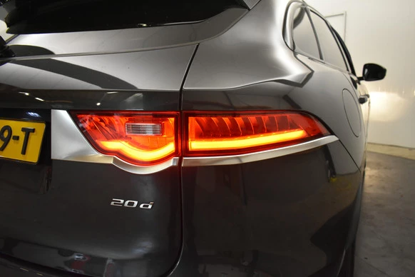 Jaguar F-PACE - Afbeelding 18 van 30