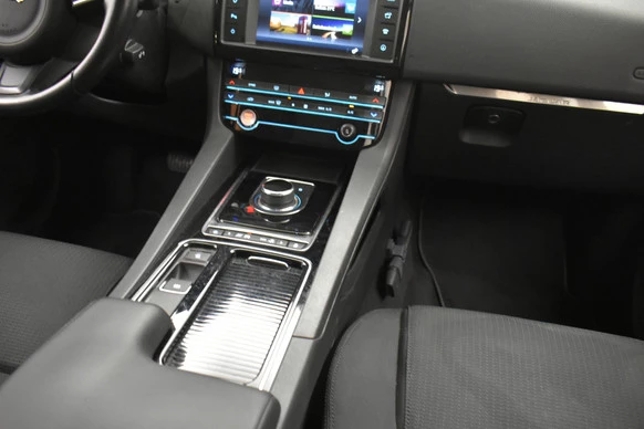 Jaguar F-PACE - Afbeelding 27 van 30