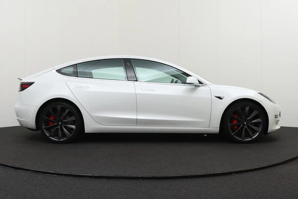 Tesla Model 3 - Afbeelding 6 van 22