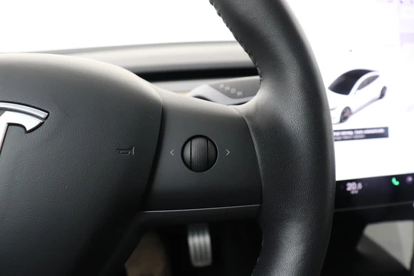 Tesla Model 3 - Afbeelding 17 van 22