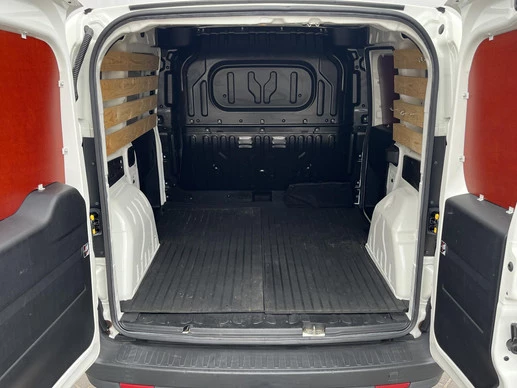Opel Combo - Afbeelding 21 van 30