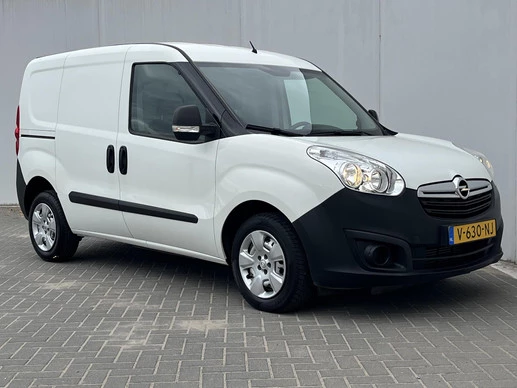 Opel Combo - Afbeelding 26 van 30