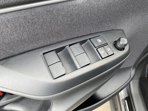 Toyota Yaris Cross - Afbeelding 18 van 30