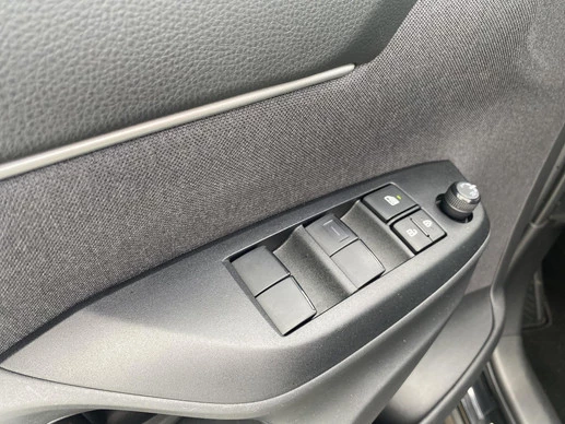 Toyota Yaris Cross - Afbeelding 18 van 30