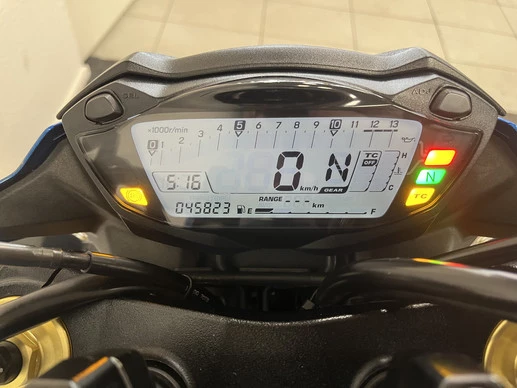 Suzuki GSX - Afbeelding 2 van 22