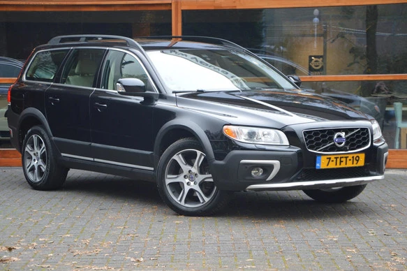 Volvo XC70 - Afbeelding 1 van 30