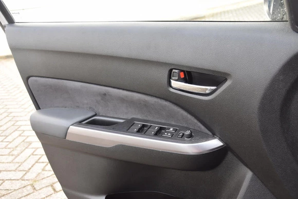 Suzuki Vitara - Afbeelding 16 van 30