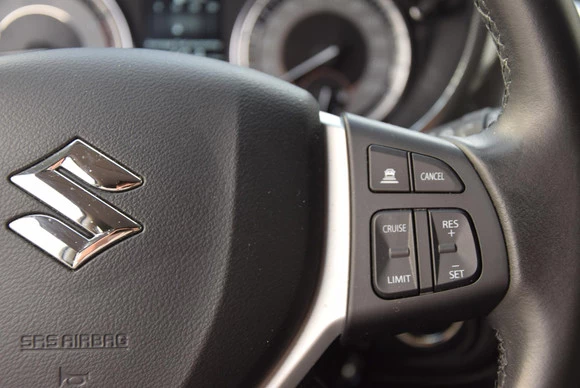Suzuki Vitara - Afbeelding 18 van 30