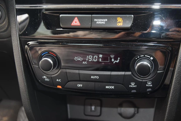 Suzuki Vitara - Afbeelding 25 van 30