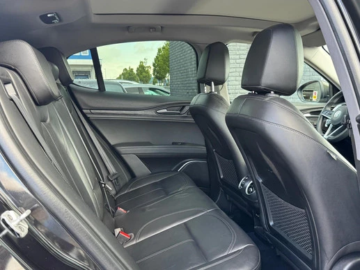 Alfa Romeo Stelvio - Afbeelding 20 van 30