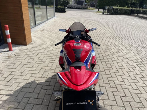 Honda CBR 1000 RR - Afbeelding 9 van 24