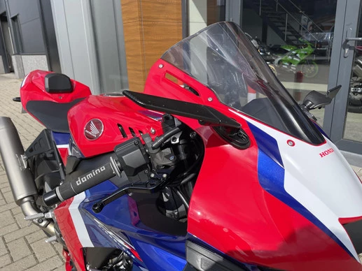 Honda CBR 1000 RR - Afbeelding 11 van 24