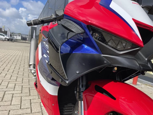 Honda CBR 1000 RR - Afbeelding 13 van 24