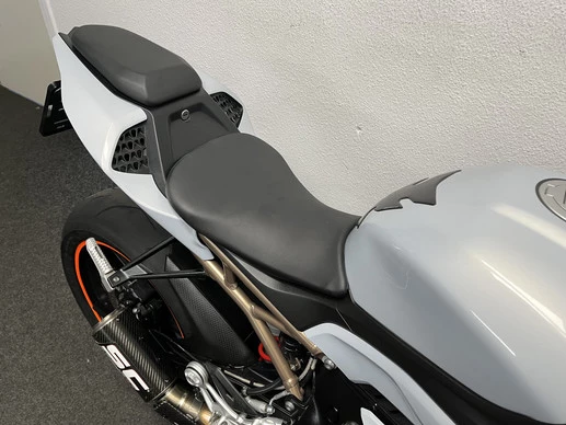 BMW S 1000 RR - Afbeelding 10 van 24