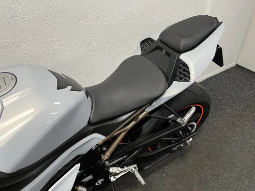 BMW S 1000 RR - Afbeelding 22 van 24