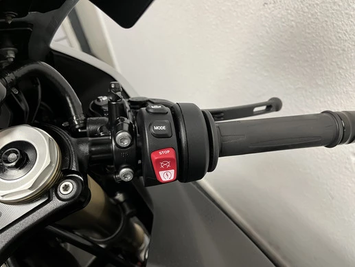 BMW S 1000 RR - Afbeelding 24 van 24