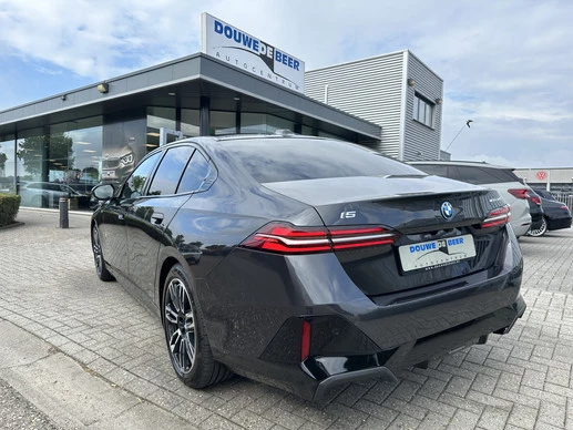 BMW i5 - Afbeelding 2 van 30