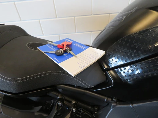 Yamaha MT 10 - Afbeelding 14 van 14