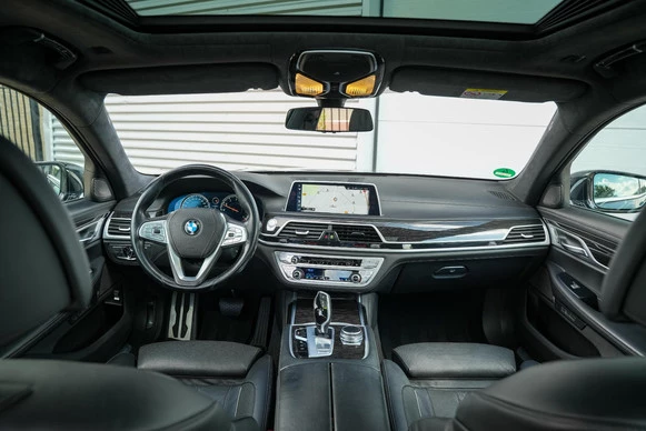 BMW 7 Serie - Afbeelding 2 van 30