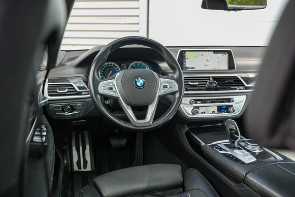 BMW 7 Serie - Afbeelding 4 van 30