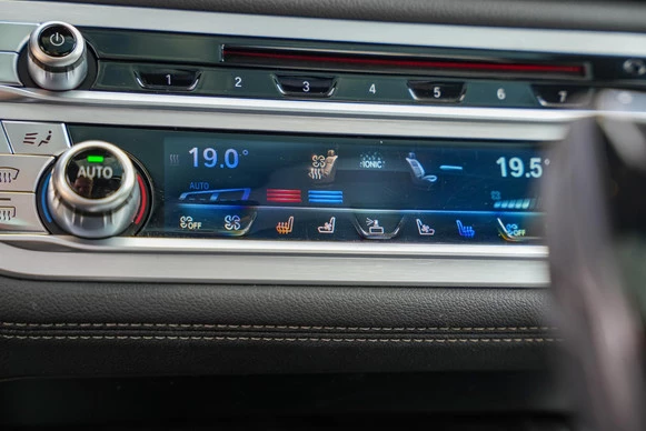BMW 7 Serie - Afbeelding 17 van 30