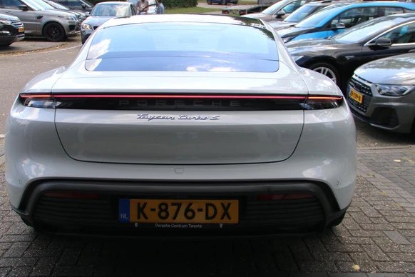 Porsche Taycan - Afbeelding 6 van 26