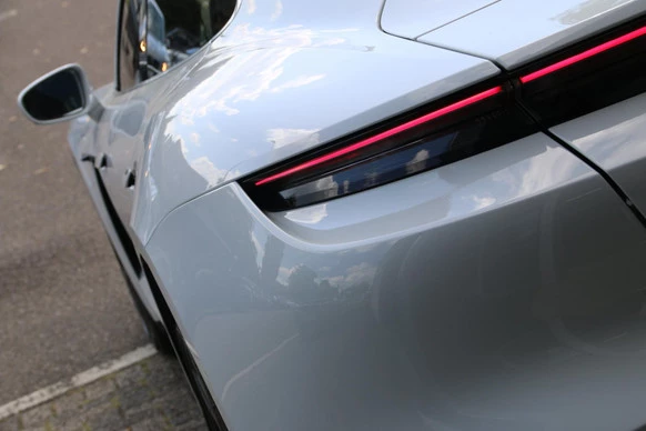 Porsche Taycan - Afbeelding 7 van 26
