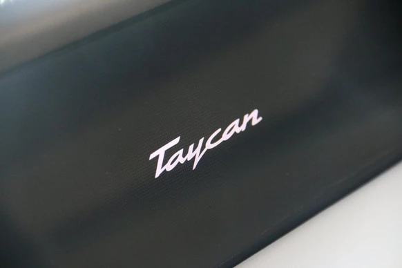Porsche Taycan - Afbeelding 25 van 26