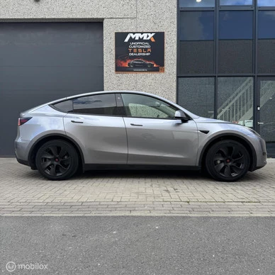 Tesla Model Y - Afbeelding 2 van 23
