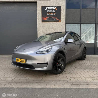 Tesla Model Y - Afbeelding 5 van 23