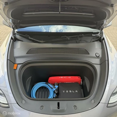Tesla Model Y - Afbeelding 19 van 23