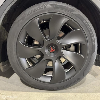 Tesla Model Y - Afbeelding 20 van 23