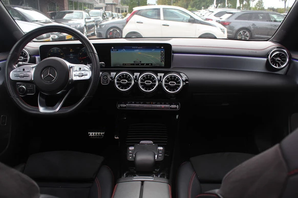 Mercedes-Benz CLA - Afbeelding 2 van 30