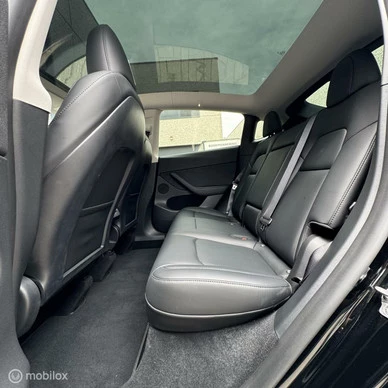 Tesla Model Y - Afbeelding 10 van 23