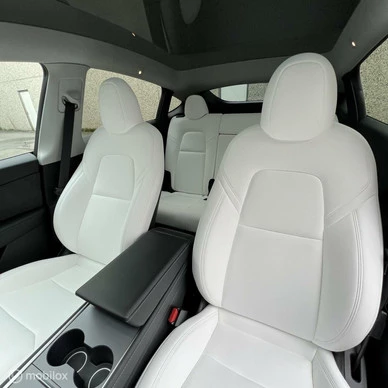 Tesla Model Y - Afbeelding 12 van 21