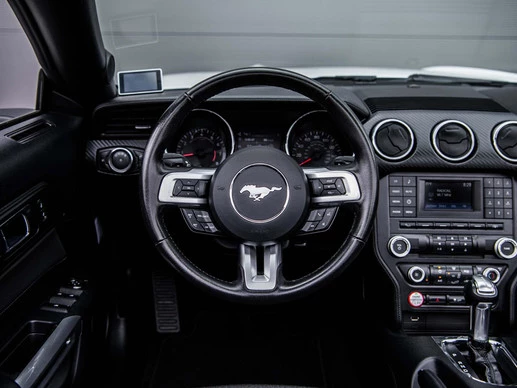 Ford Mustang - Afbeelding 22 van 30