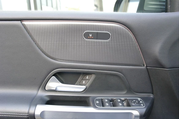 Mercedes-Benz GLB - Afbeelding 20 van 30