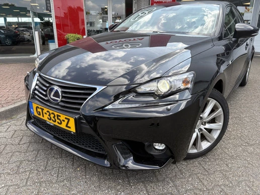 Lexus IS - Afbeelding 2 van 30