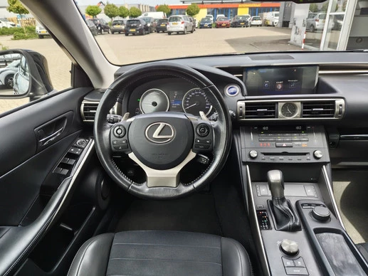 Lexus IS - Afbeelding 8 van 30