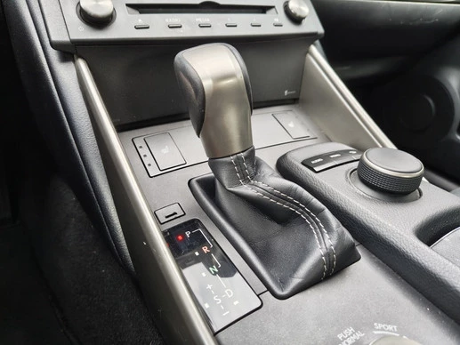 Lexus IS - Afbeelding 20 van 30