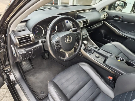 Lexus IS - Afbeelding 26 van 30
