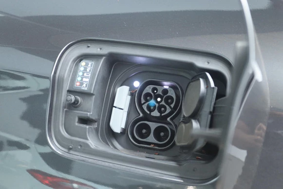 BMW iX3 - Afbeelding 23 van 30