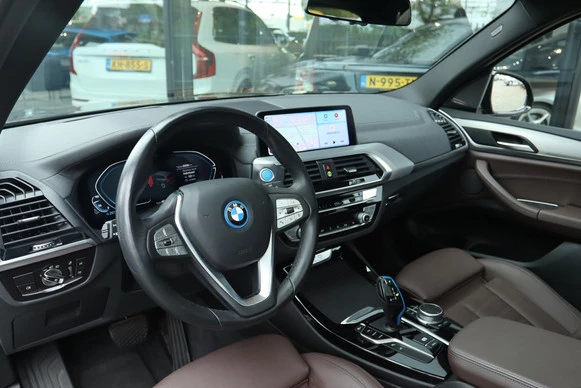 BMW iX3 - Afbeelding 24 van 30