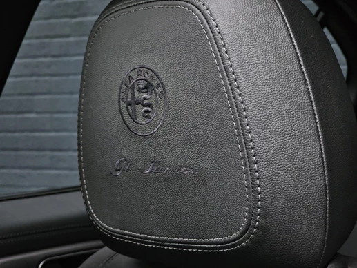Alfa Romeo Giulia - Afbeelding 18 van 27