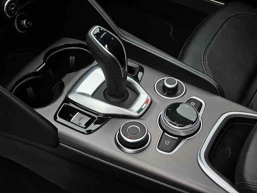 Alfa Romeo Giulia - Afbeelding 19 van 27
