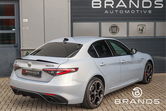 Alfa Romeo Giulia - Afbeelding 2 van 24