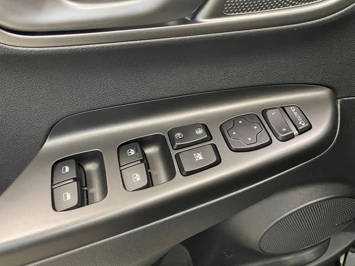 Hyundai Kona - Afbeelding 25 van 26