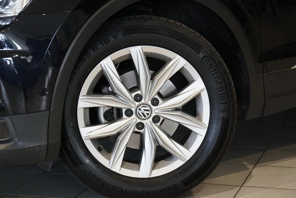 Volkswagen Tiguan - Afbeelding 22 van 30